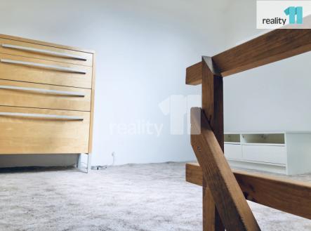 3 | Pronájem bytu, 1+1, 28 m²