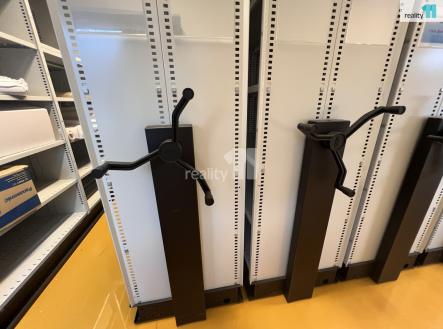 2 | Pronájem - obchodní prostor, 47 m²