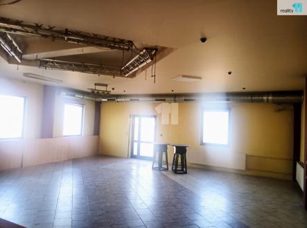 2 | Pronájem - obchodní prostor, 280 m²
