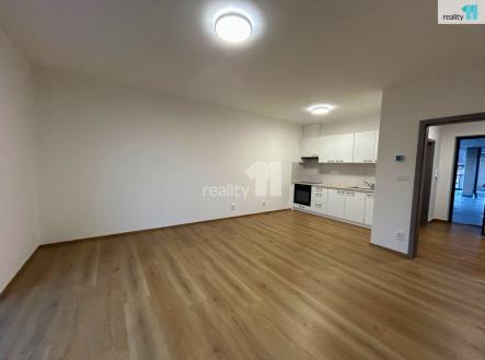 4 | Pronájem bytu, 1+kk, 34 m²