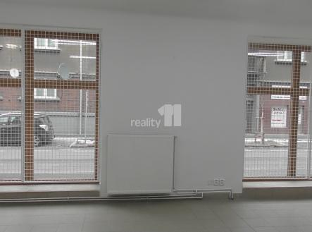 2 | Pronájem - obchodní prostor, 110 m²