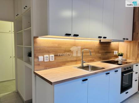 3 | Pronájem bytu, 2+1, 54 m²