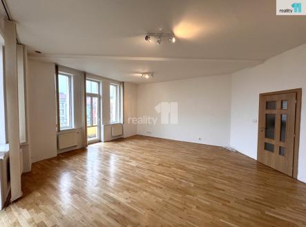 4 | Pronájem bytu, 2+kk, 82 m²