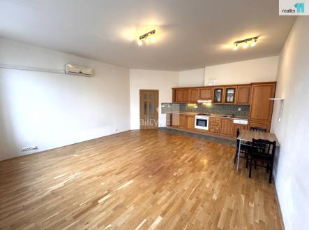 3 | Pronájem bytu, 2+kk, 87 m²