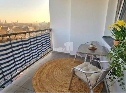 3 | Pronájem bytu, 2+kk, 58 m²