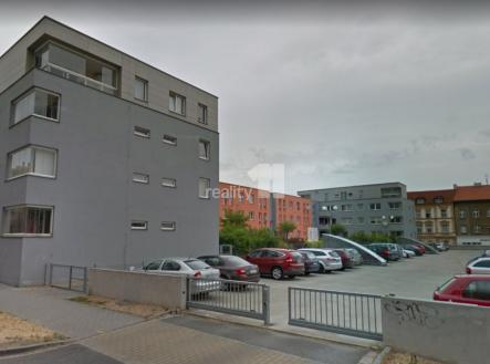 5 | Pronájem - malý objekt/garáž