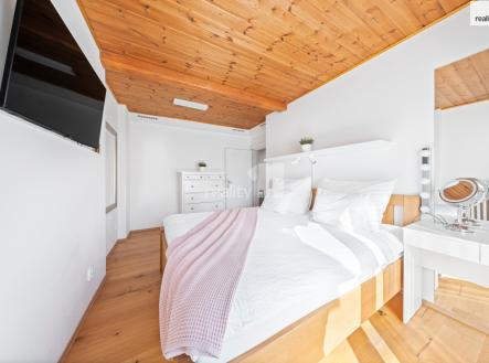 4 | Prodej bytu, 6+kk, 177 m²