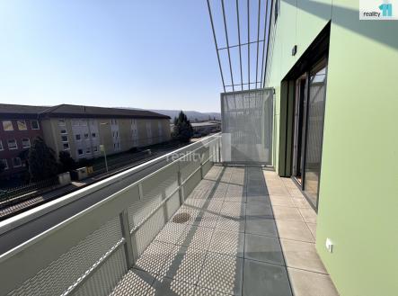 2 | Pronájem bytu, 2+kk, 65 m²