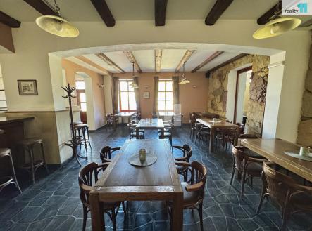 7 | Prodej - restaurace, 541 m²