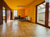 Prodej - komerční objekt, jiný, 541 m²