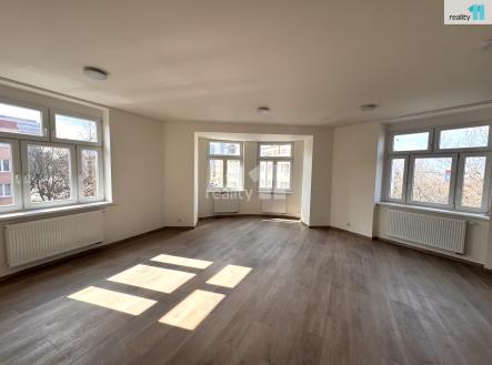4 | Pronájem bytu, 2+kk, 73 m²