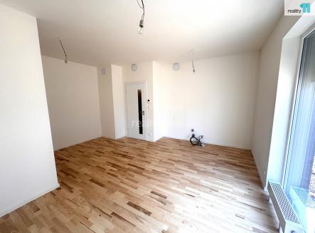 3 | Pronájem bytu, 1+kk, 32 m²