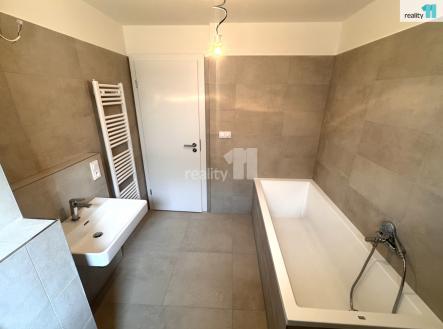 6 | Pronájem bytu, 1+kk, 32 m²