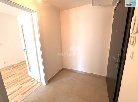 7 | Pronájem bytu, 1+kk, 32 m²
