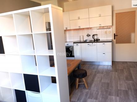3 | Pronájem bytu, 1+kk, 27 m²