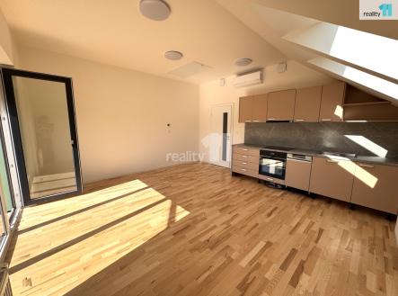 2 | Pronájem bytu, 2+kk, 54 m²