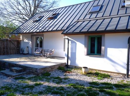 2 | Prodej - dům/vila, 135 m²