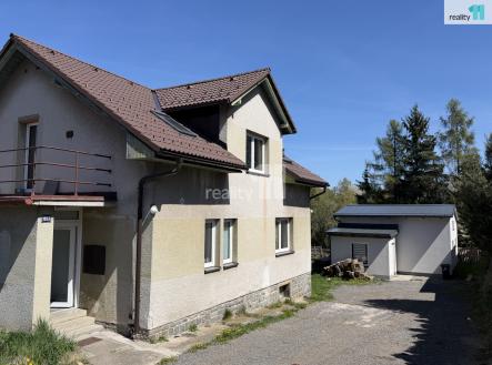 3 | Prodej - dům/vila, 295 m²