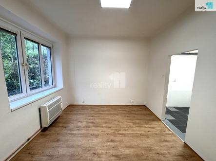 2 | Pronájem - kanceláře, 45 m²