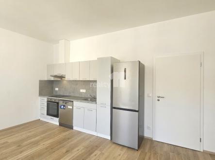 3 | Pronájem bytu, 1+kk, 36 m²