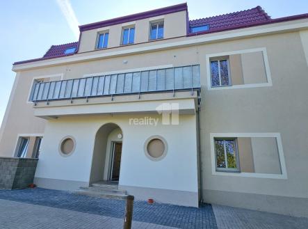 Pronájem bytu, 1+kk, 35 m²