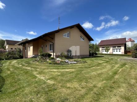 2 | Pronájem - dům/vila, 279 m²