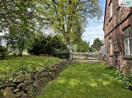 2 | Prodej - dům/vila, 186 m²