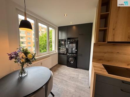 Pronájem bytu, 2+1, 59 m² obrázek