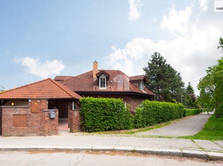 Prodej - dům/vila, 420 m² obrázek