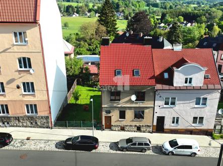 2 | Prodej - dům/vila, 145 m²
