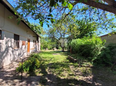 6 | Prodej - dům/vila, 75 m²
