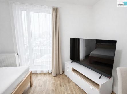 14 | Pronájem bytu, 1+kk, 38 m²