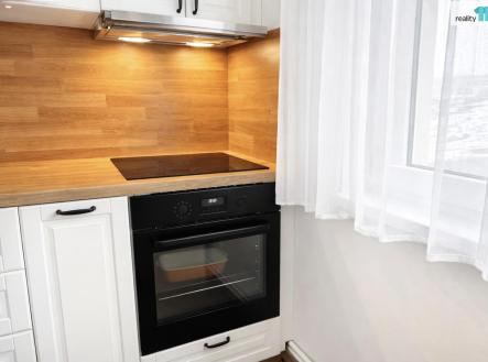 15 | Pronájem bytu, 1+kk, 38 m²