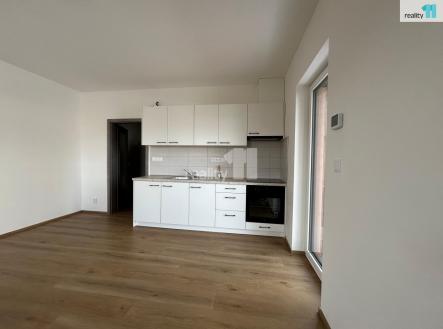 3 | Pronájem bytu, 1+kk, 34 m²