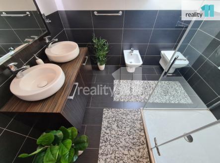 3 | Prodej - komerční objekt, jiný, 183 m²