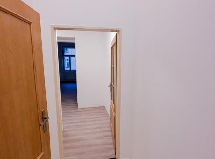 Pronájem bytu, 1+kk, 28 m²