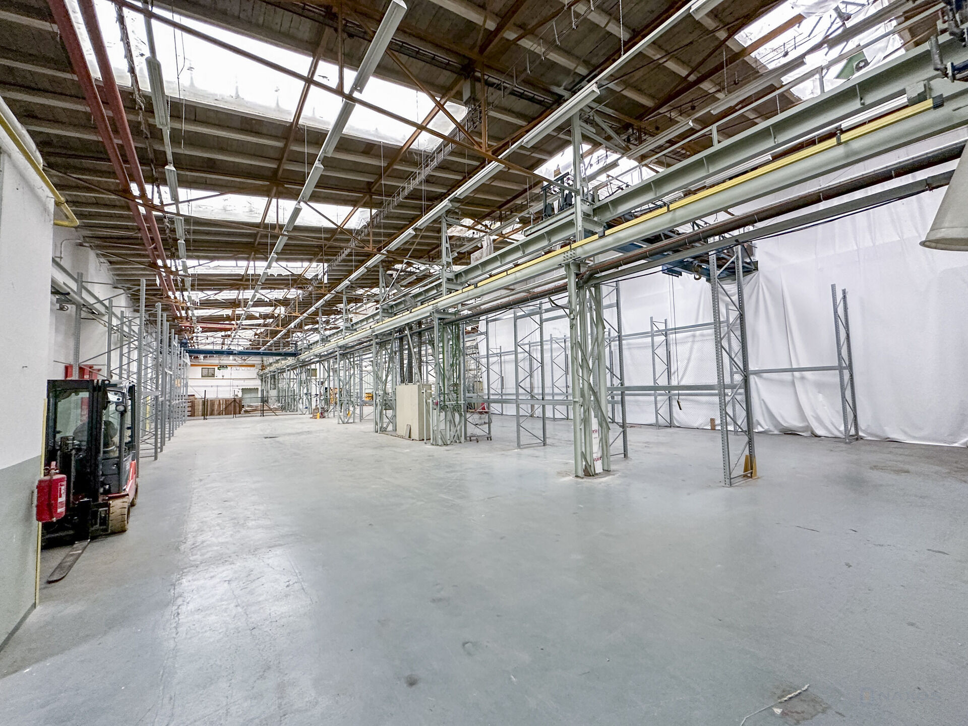 Výrobní/skladové prostory v Čelákovicích