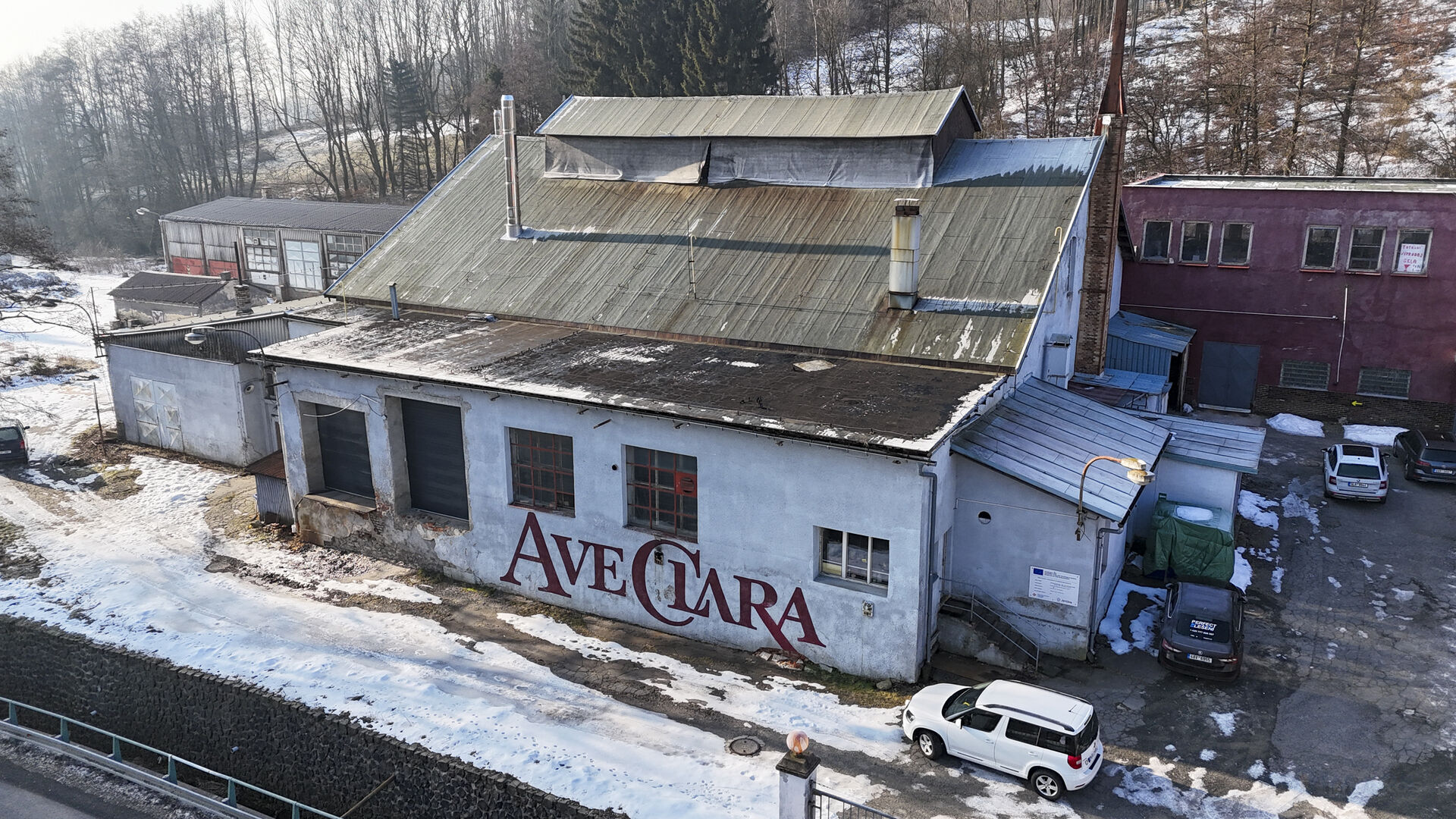 Průmyslový areál – sklárna Ave Clara (Polevsko, Lužické hory)