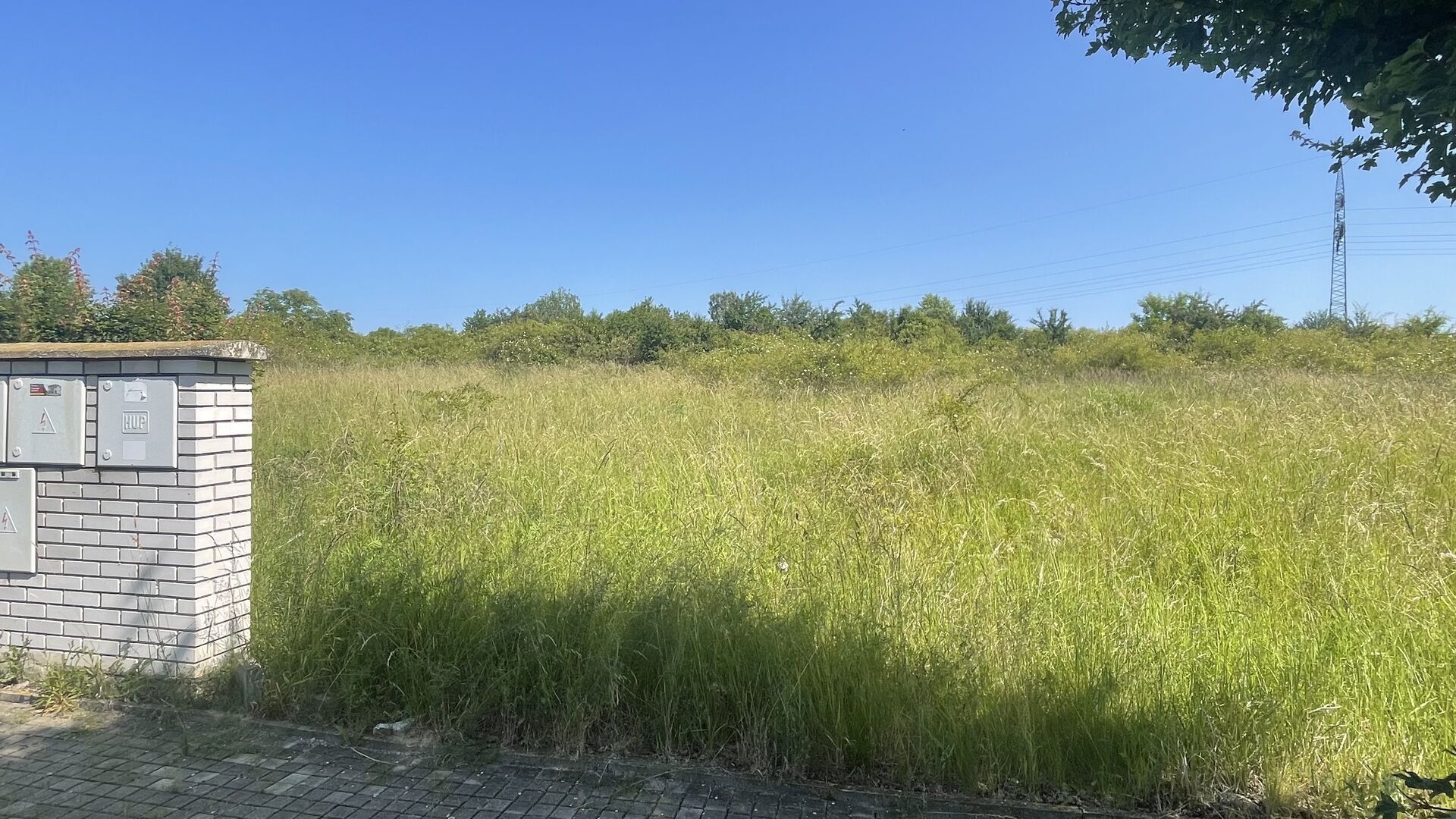 Stavební pozemek pro RD - Vysoký Újezd, okr. Beroun