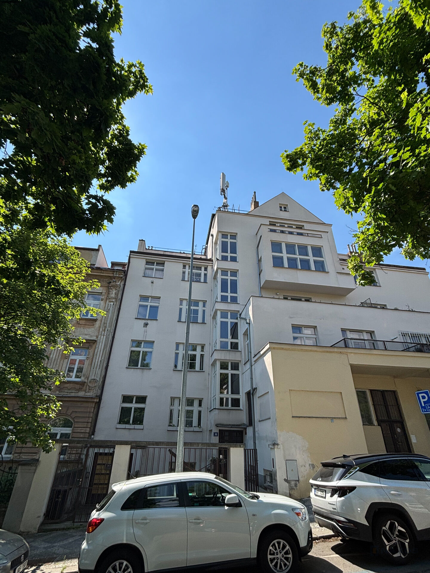 Aukce na pronájem městského bytu Prahy 5