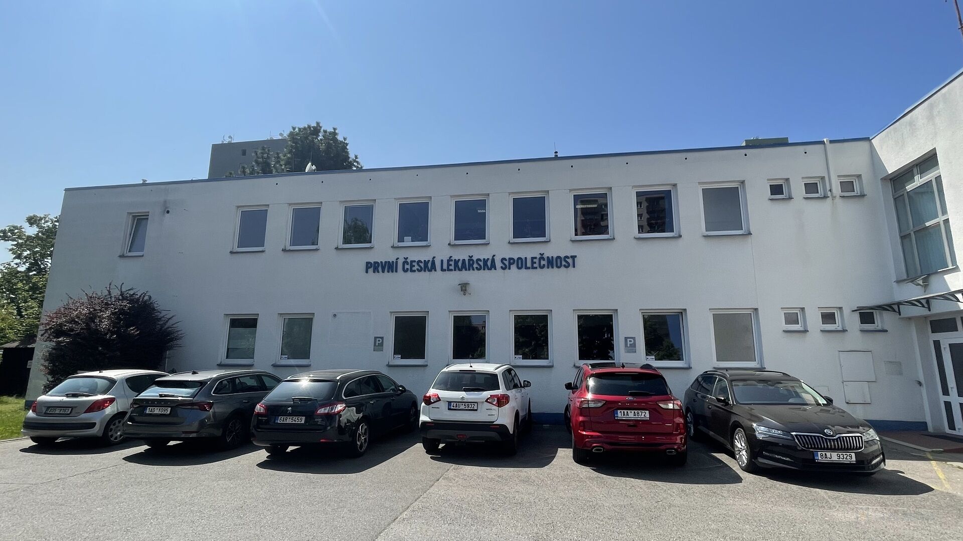 Komerční objekt s možností výstavby, Praha 10 - Zahradní Město