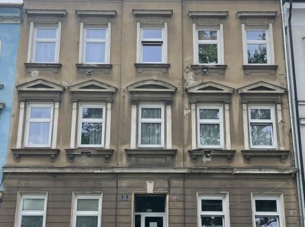 Prodej - nájemní dům, 339 m²