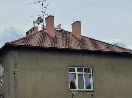Prodej - nájemní dům, 440 m²