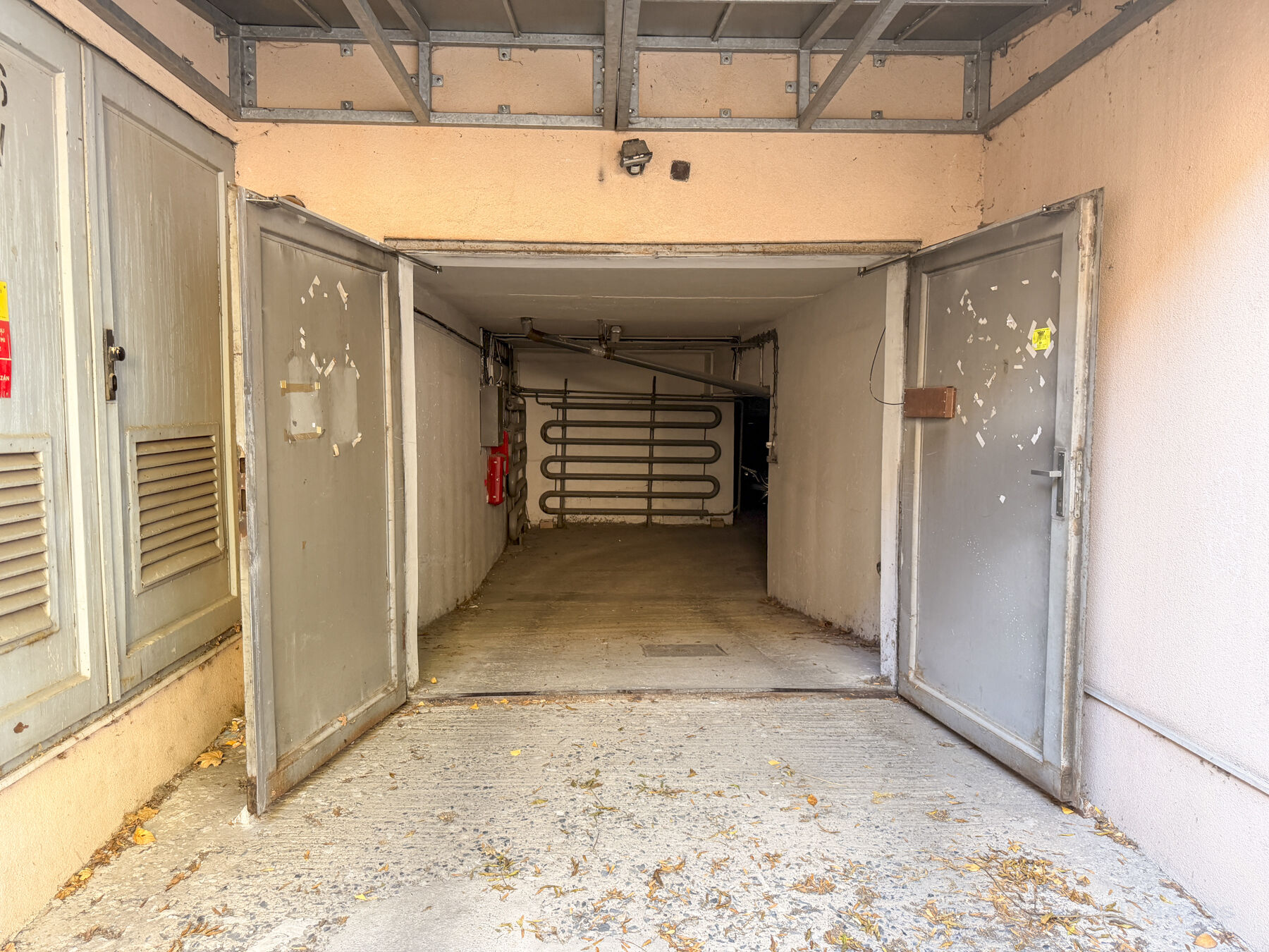 Aukce na pronájem garážového stání č. 5 – Banskobystrická 2080/11, Praha 6