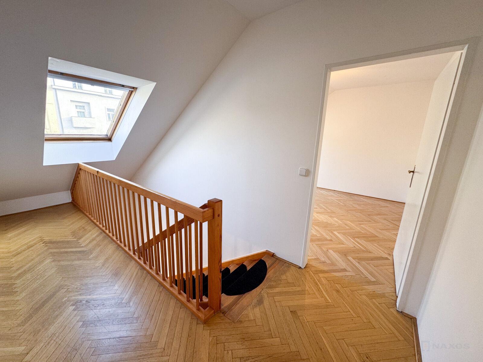 Městský byt 7+7 na Praze 2