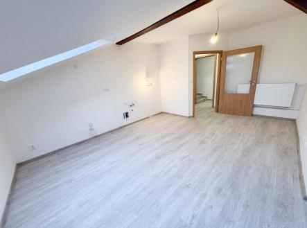 Pronájem bytu, 4+1, 117 m²