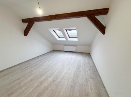 Pronájem bytu, 4+1, 117 m²