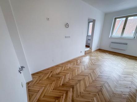 Pronájem bytu, 2+kk, 38 m²