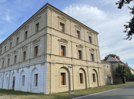 Prodej - dům/vila, 3 110 m²