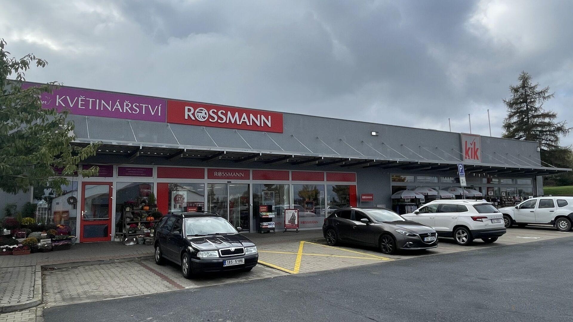 Obchodní centra Kostelec n/Černými lesy, Čelákovice, Podbořany